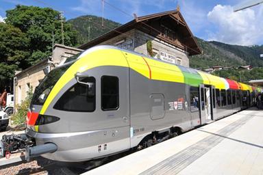 Ferrovia Venosta, con l'inizio della scuola nuovi treni elettrici da Malles a Laces