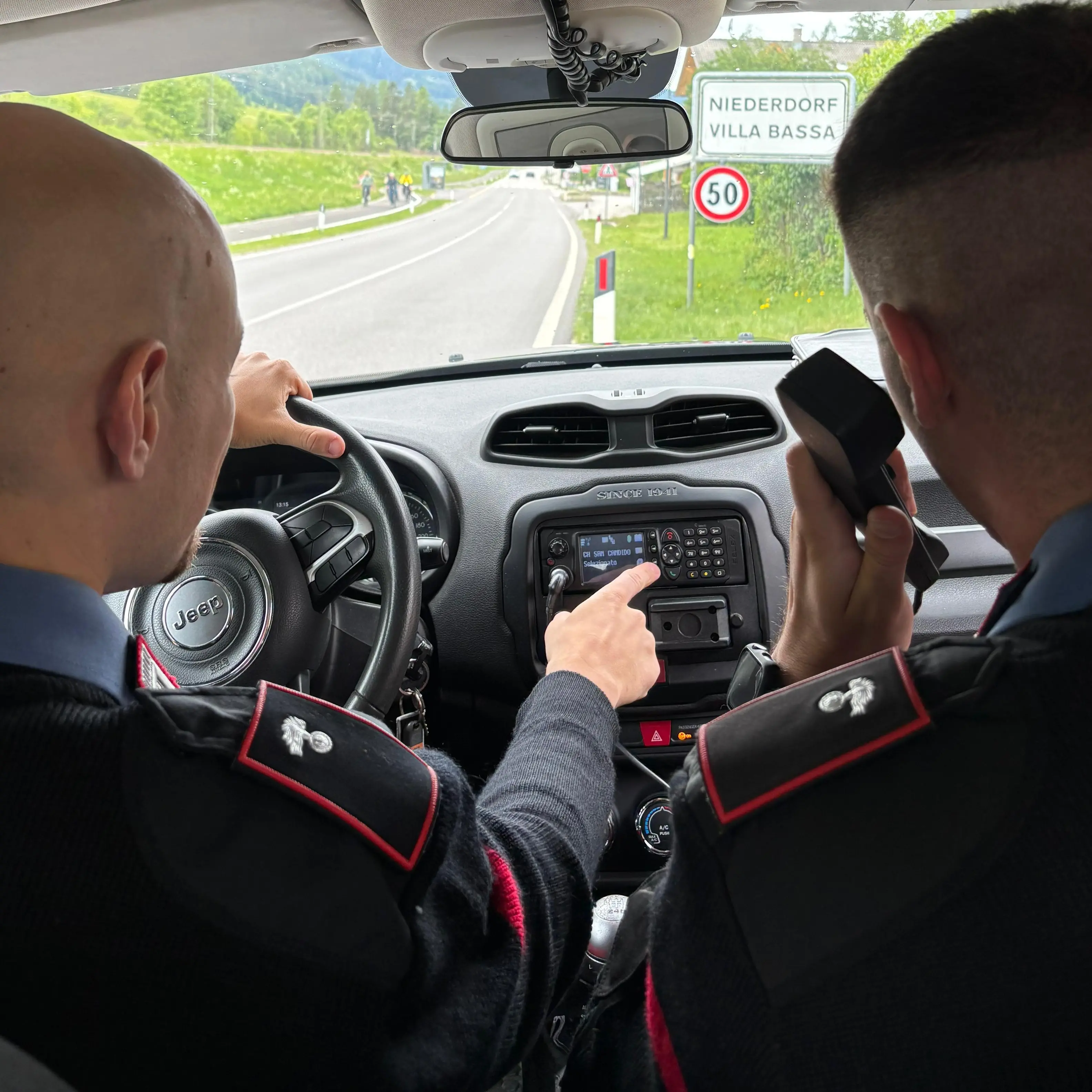 Scarica i liquami del camper nell’autolavaggio, danni per 2mila euro: denunciato