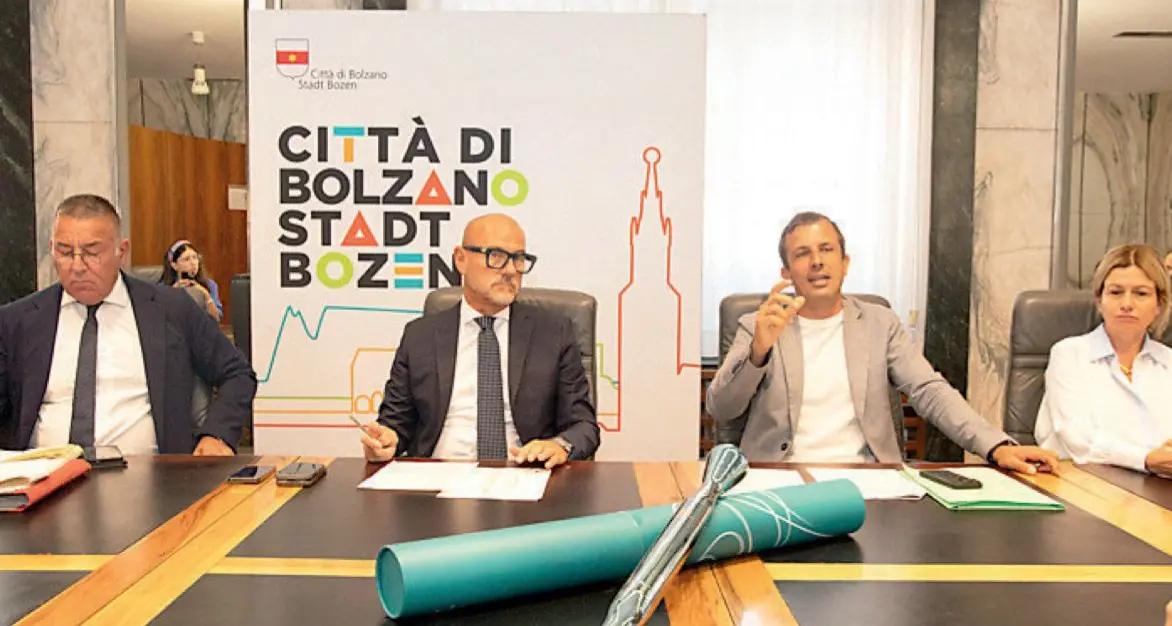 Bolzano, rifiuti: la tariffa aumenta del 2%