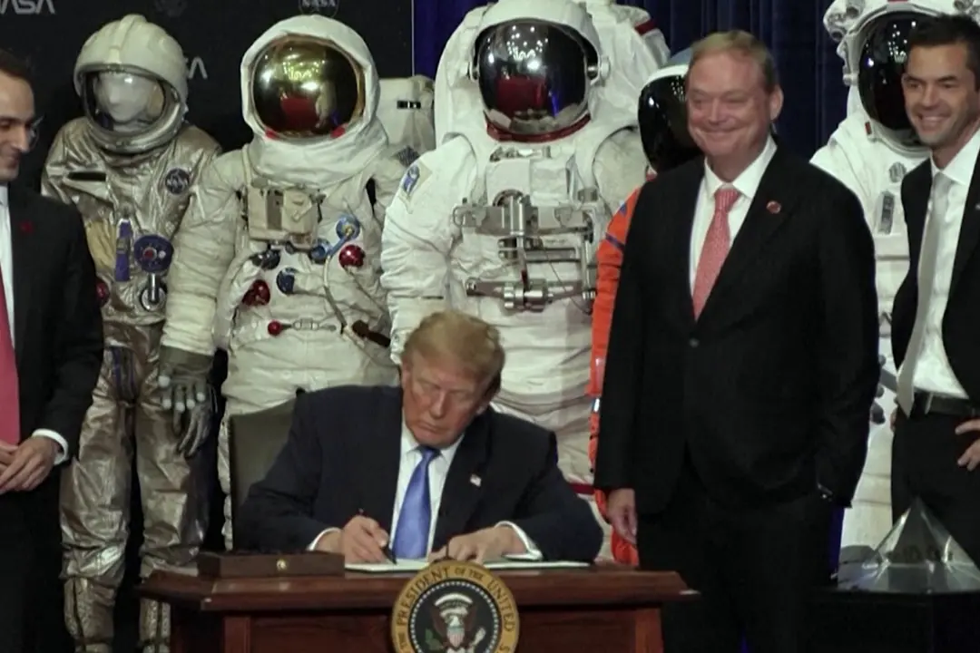 Trump lancia la Us Space Academy e rilancia il Sogno americano
