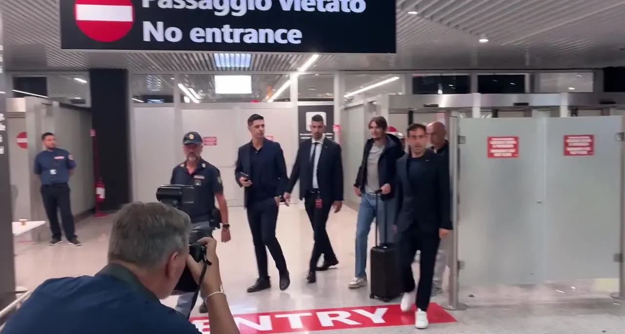 De Roon è arrivato a Fiumicino, pronto per la Roma