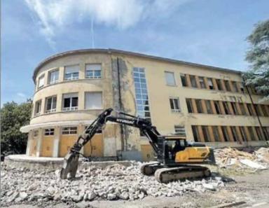 Ruspe alle ex Pascoli: a settembre parte la demolizione
