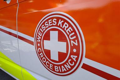 Tragedia sulla MeBo, pedone investito da un furgone: muore sul posto