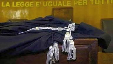 Ragazza di 13 anni aggredita in un minimarket a Torino: il giudice libera il sospettato