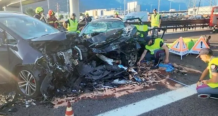 Morì contromano in A22, scagionati i carabinieri