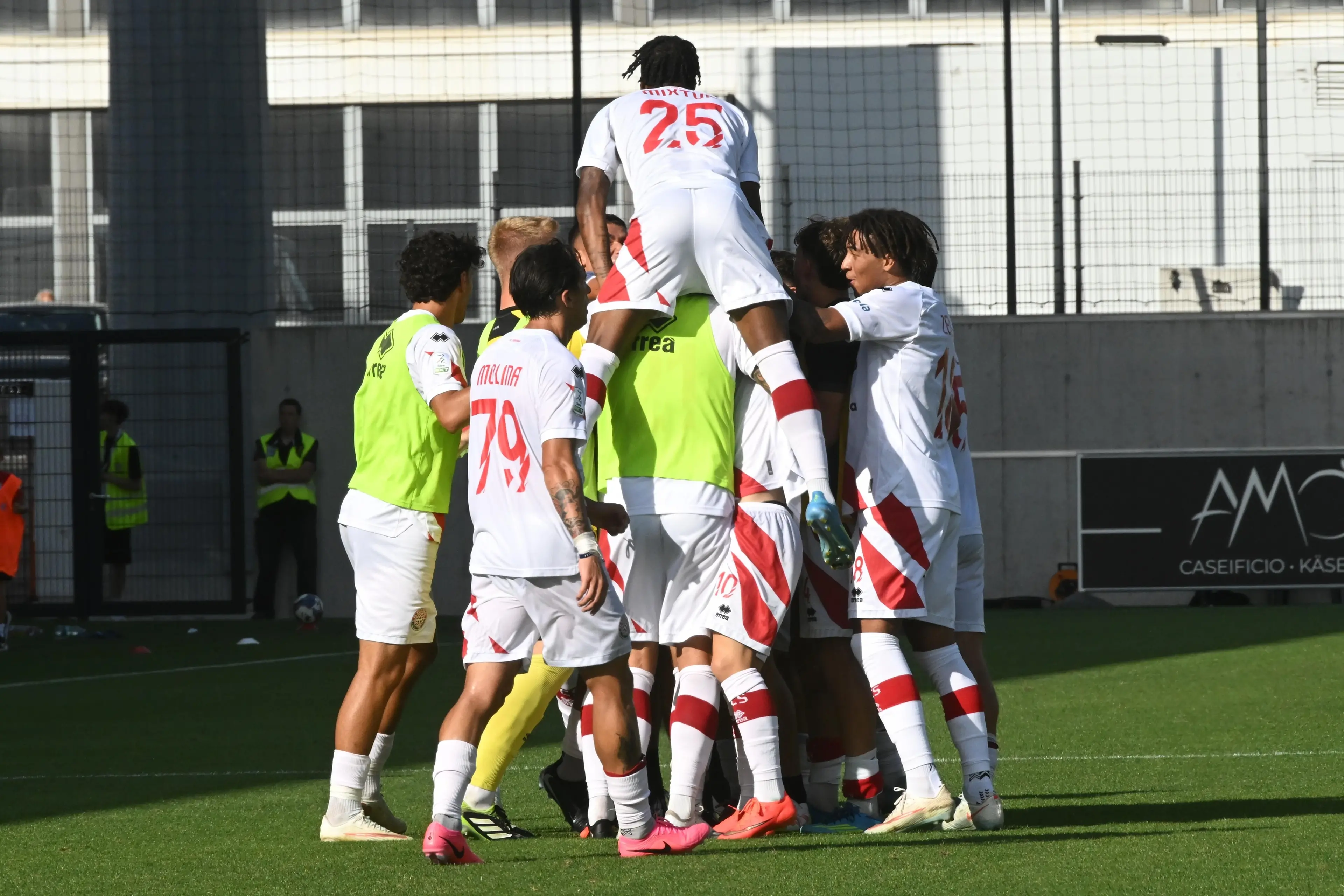 Südtirol da applausi, sette punti in tre partite: Burnete e Mixtur stendono il Catanzaro