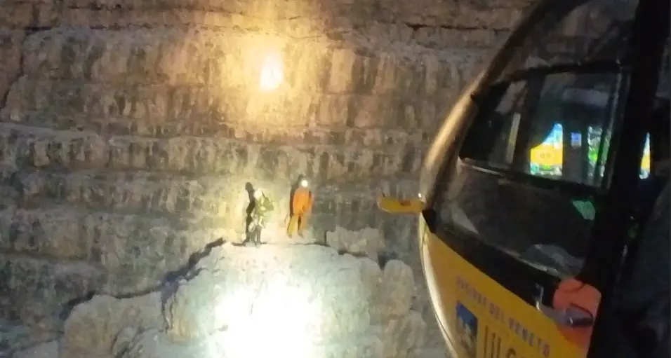 Lavaredo, due cordate di alpinisti salvate nella notte