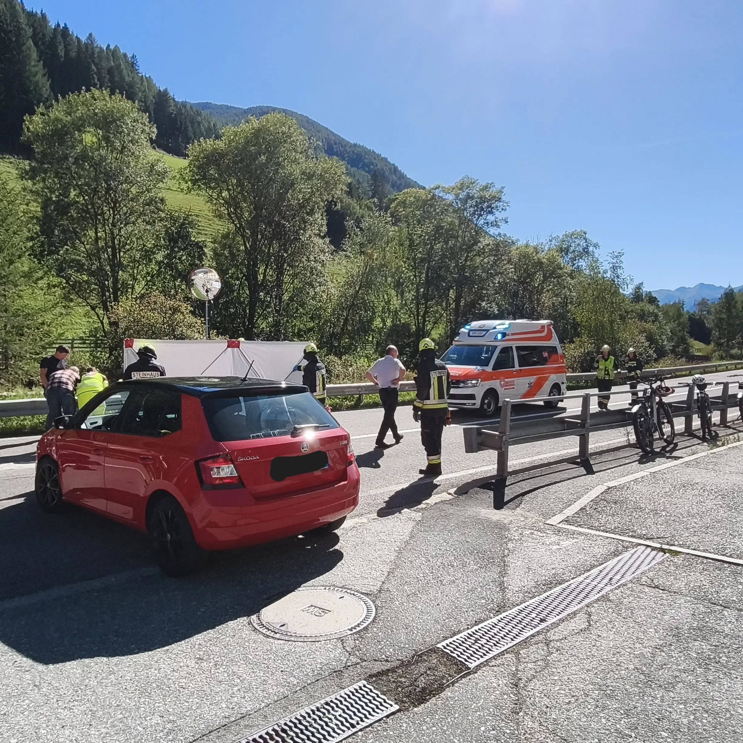 San Giacomo, moto contro un’auto sulla statale: due feriti