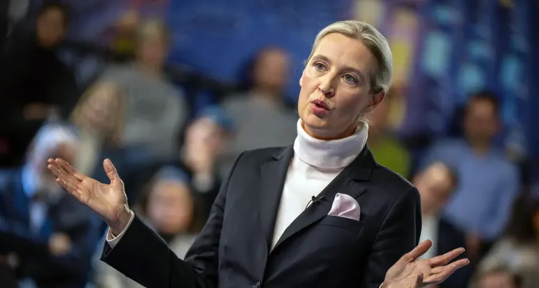 Afd, Achammer: «Vergognoso festeggiare, si scherza con il fuoco»