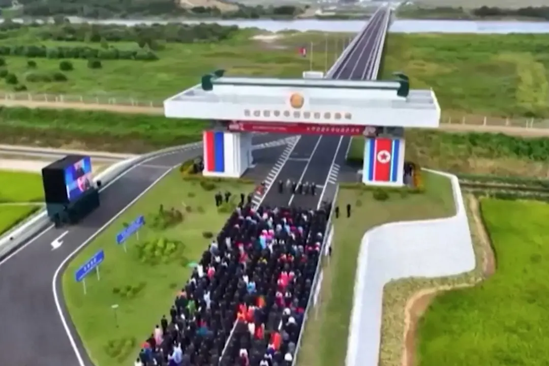 Russia-Corea del Nord, inaugurato un ponte al confine tra i due Paesi