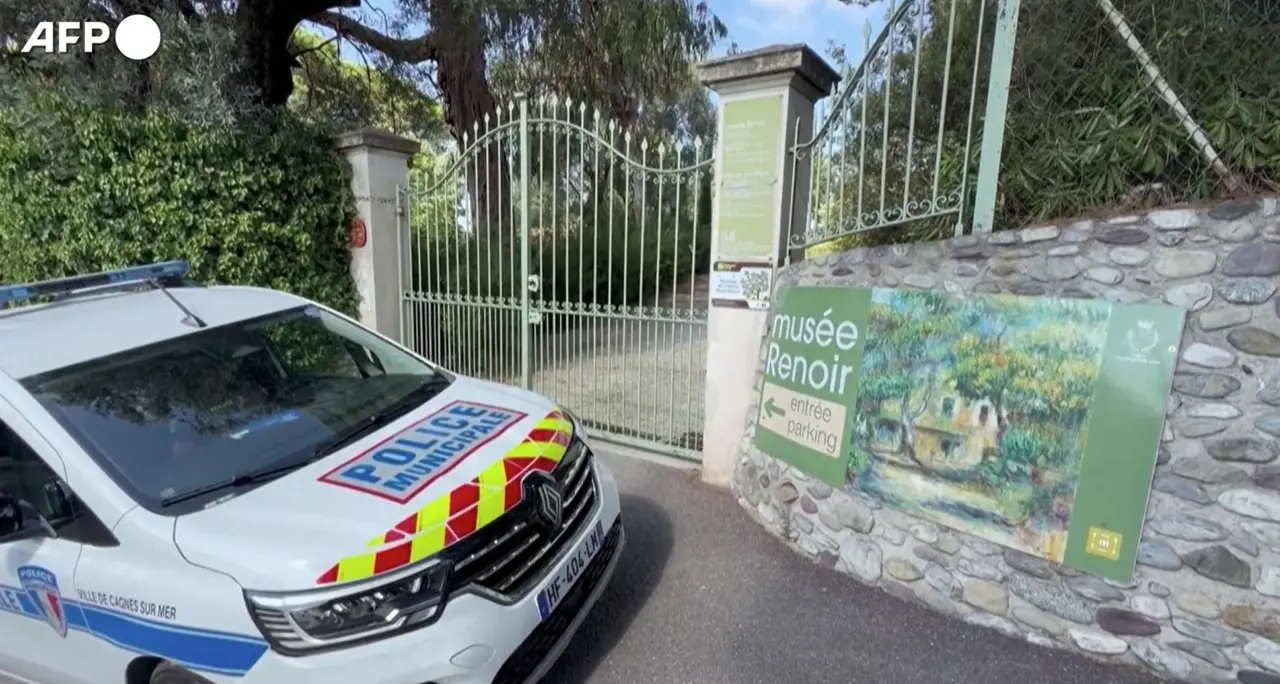 Quadri di Renoir rubati da un museo in Costa Azzurra, ritrovato metà bottino