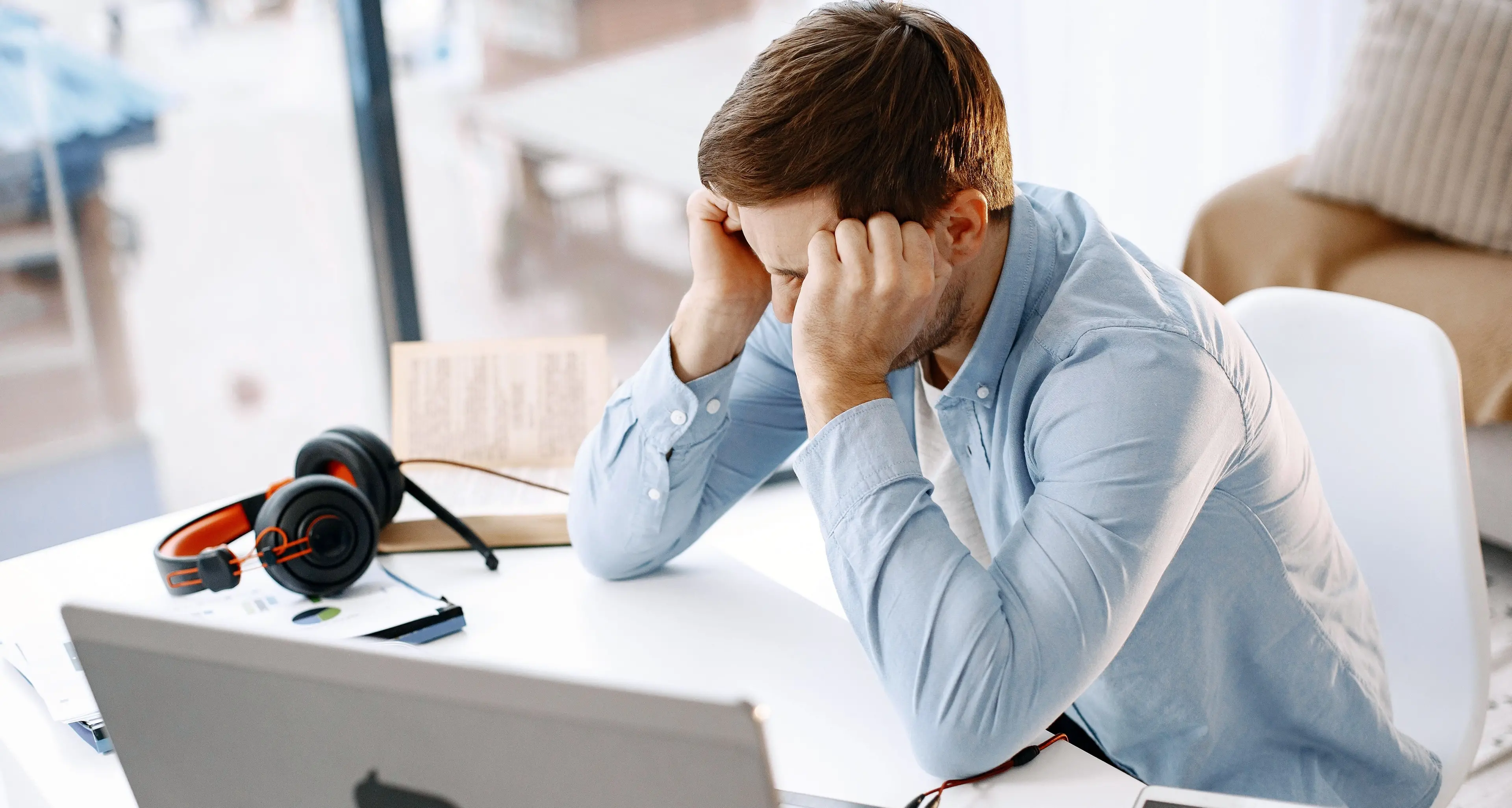 Rientro a scuola e al lavoro, attenzione allo stress: i segnali da non sottovalutare