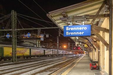 Frana sulla linea del Brennero, treni fermi: sopralluogo stamattina
