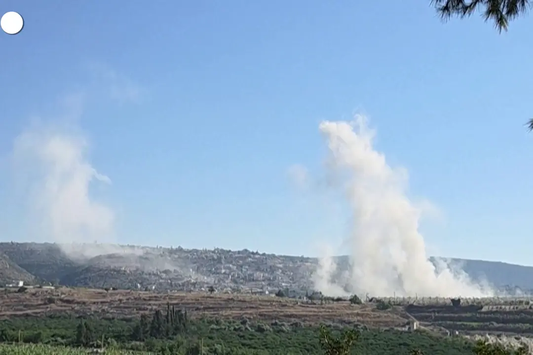 Droni israeliani colpiscono un villaggio nel sud del Libano