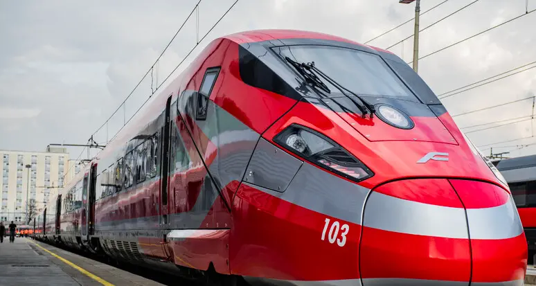 Frecciarossa fermo a Bronzolo, guasto sulla linea a Egna: ritardi oltre un’ora