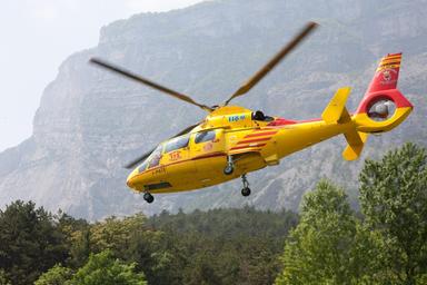Dramma in val di Cembra: perde il controllo della moto e muore a 75 anni