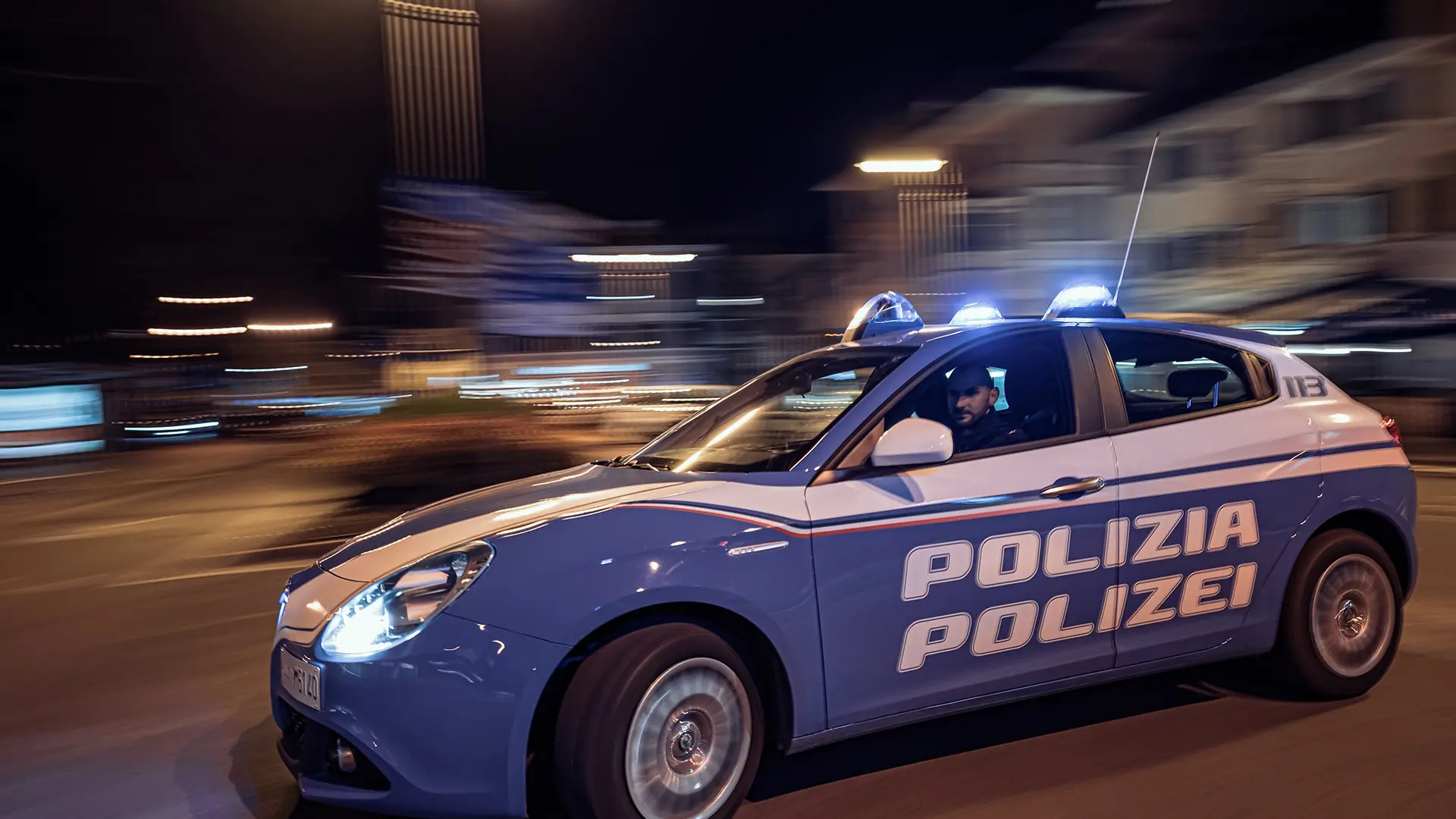 Rissa nella Zona industriale di Bolzano, sei denunciati: due rimangono feriti
