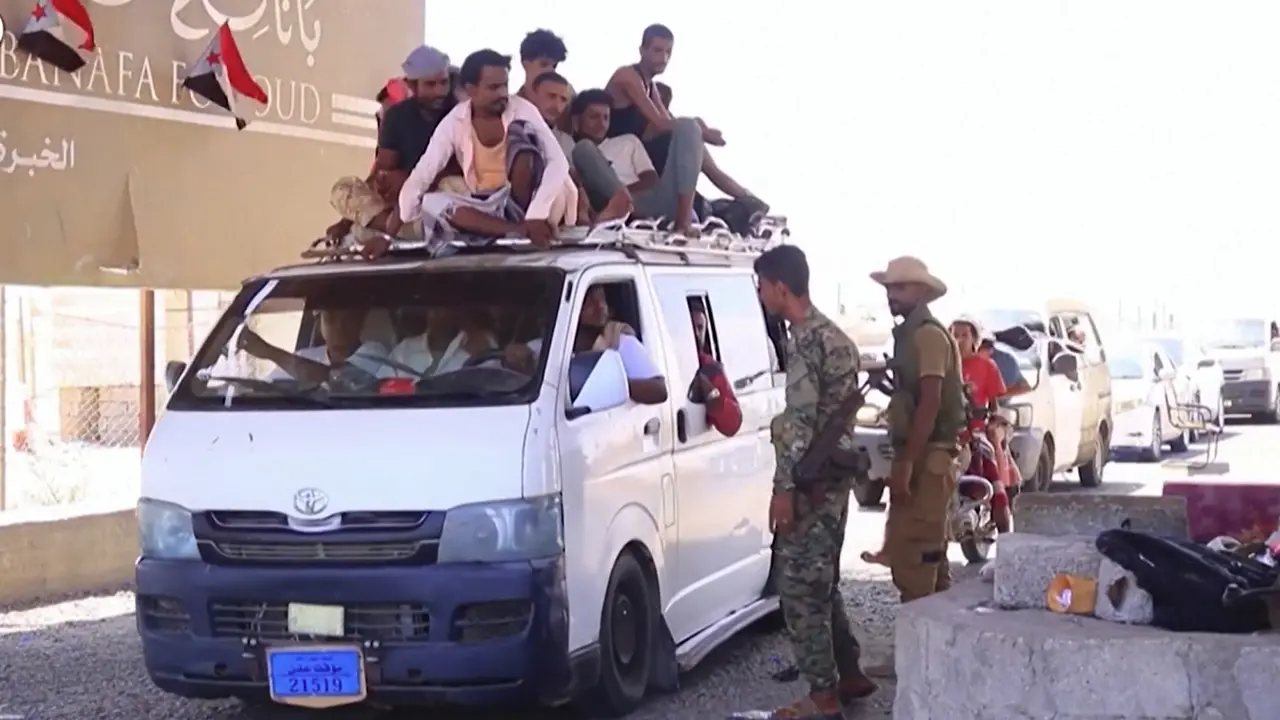 Yemen, l'offensiva degli Houthi spinge migliaia di sfollati verso Gibuti e Aden