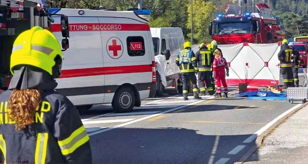Anziana travolta e uccisa da un furgone