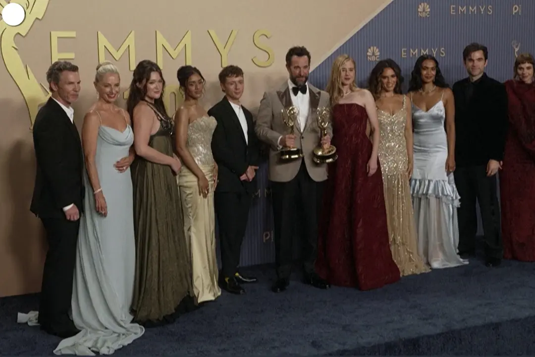 Emmy 2026, vincono 'Widow's Bay' e 'The Pitt'