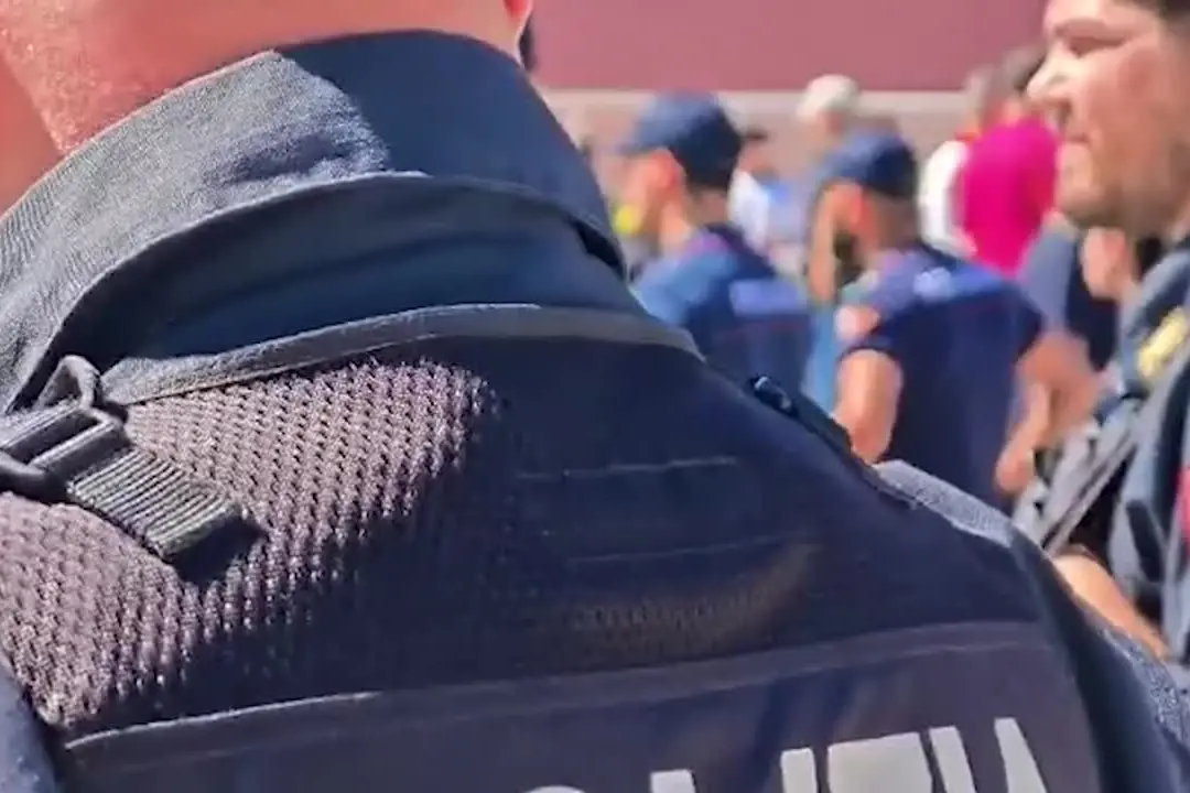Saluti romani in curva sud, Daspo per 16 romanisti