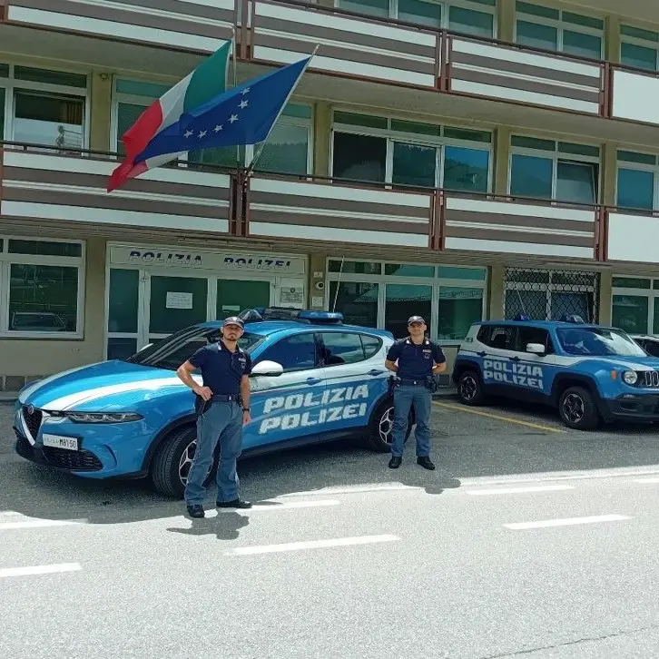 San Candido, raccolta fondi sospetta in centro: denunciati due finti volontari