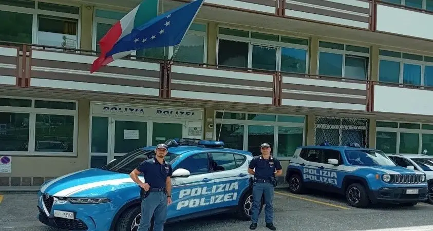 San Candido, raccolta fondi sospetta in centro: denunciati due finti volontari