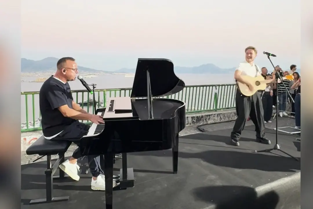 Alfa e Gigi D'Alessio a Posillipo con la nuova \"Genova e Napoli\"