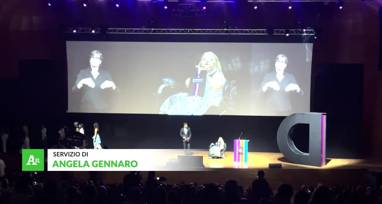 Diversity Media Awards, Vecchioni: \"A Roma per la prima volta, vicino alla politica che decide\"