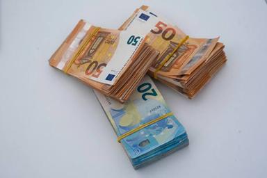 Bolzano, il debito medio per famiglia è di 3.106 euro: cresce del 5,3%