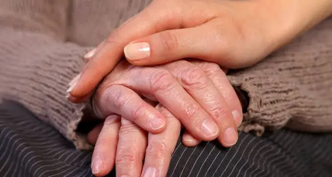 Alzheimer, in Alto Adige 5 mila persone con demenza: sostegno anche a domicilio