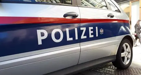 Precipita per cento metri e muore durante la discesa notturna da un rifugio