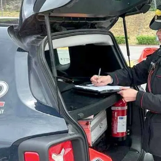 Falso appartamento in affitto a Bolzano, giovane truffata per 2.100 euro