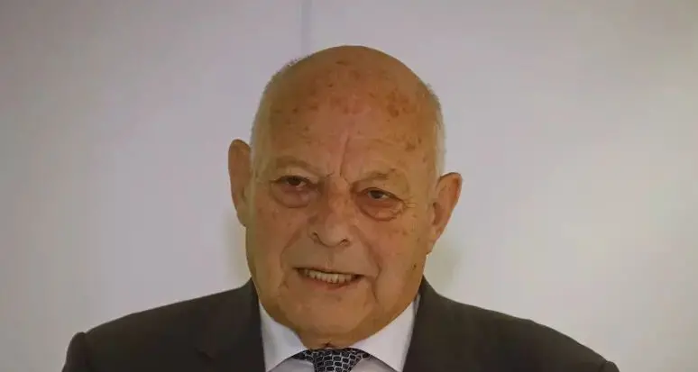Luis Durnwalder compie 85 anni, gli auguri della Svp: «Una vita dedicata all’Alto Adige»