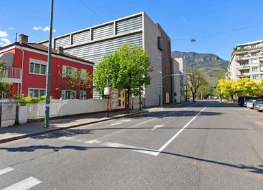 Bolzano, lavori in via Roma: chiude la corsia degli autobus per dieci giorni