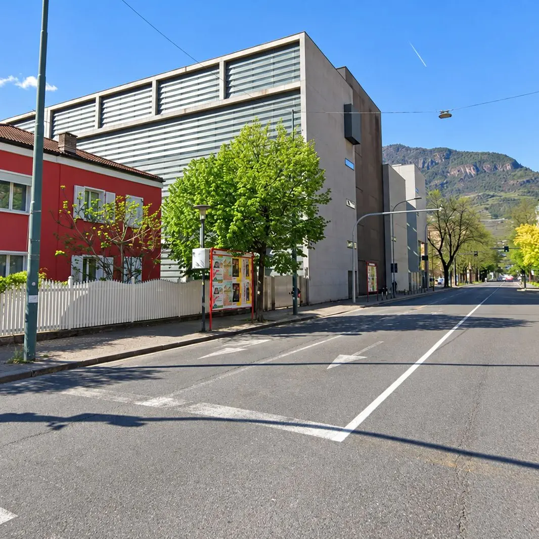 Bolzano, lavori in via Roma: chiude la corsia degli autobus per dieci giorni