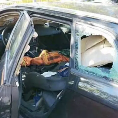 La città invisibile che dorme in auto