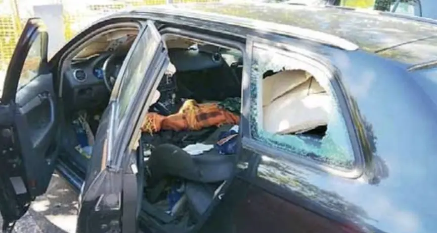 La città invisibile che dorme in auto