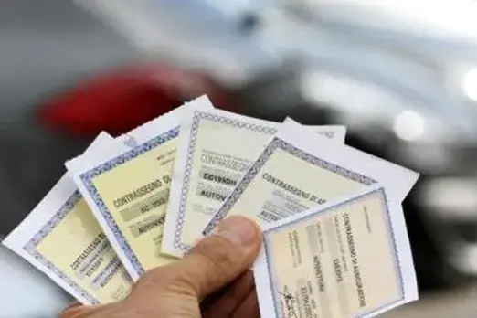Rc Auto, aumentano i prezzi: a Bolzano premio medio di 438 euro