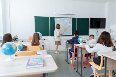 Alto Adige, aumento per 5.880 insegnanti provinciali