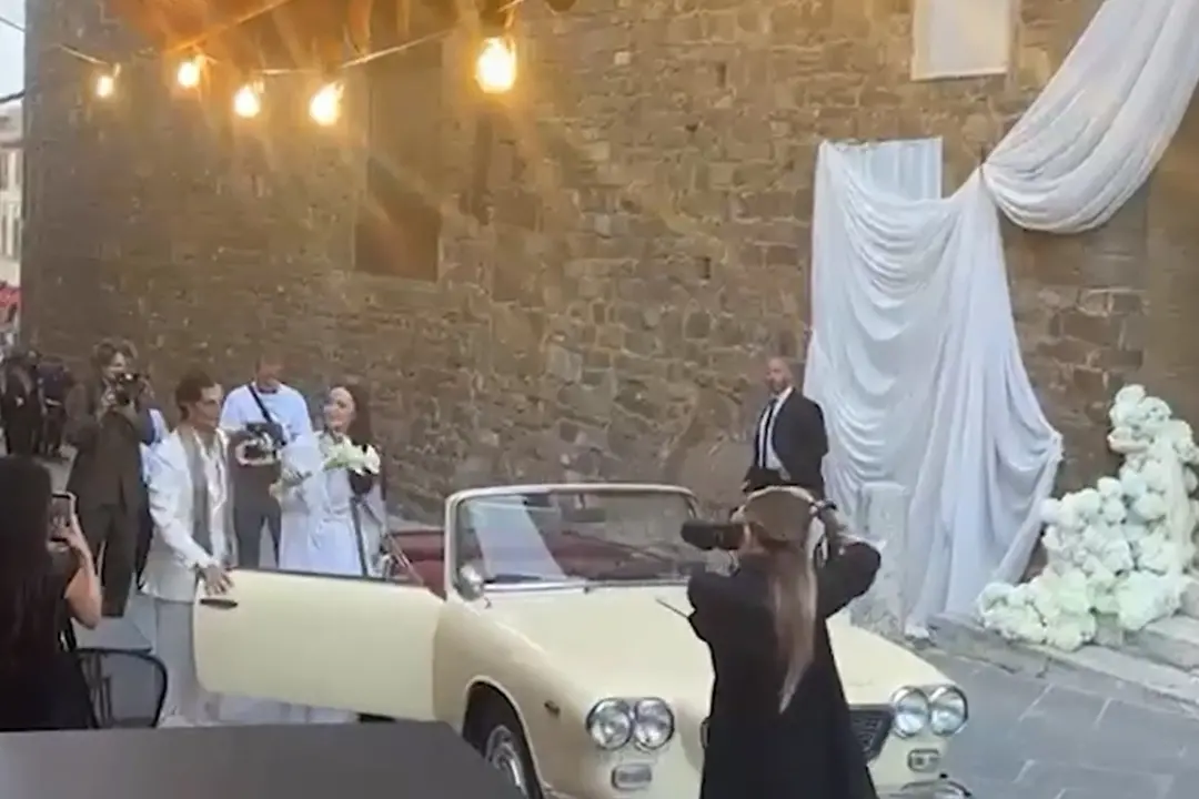 Damiano e Dove arrivano a Montalcino per le loro nozze da sogno