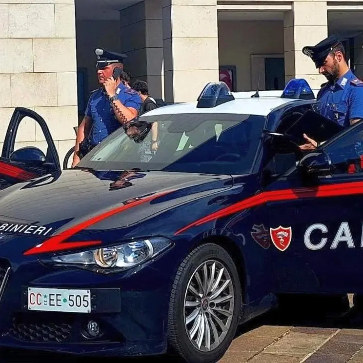 Finta badante deruba un anziano con la “tecnica dell’abbraccio”: tre denunciati