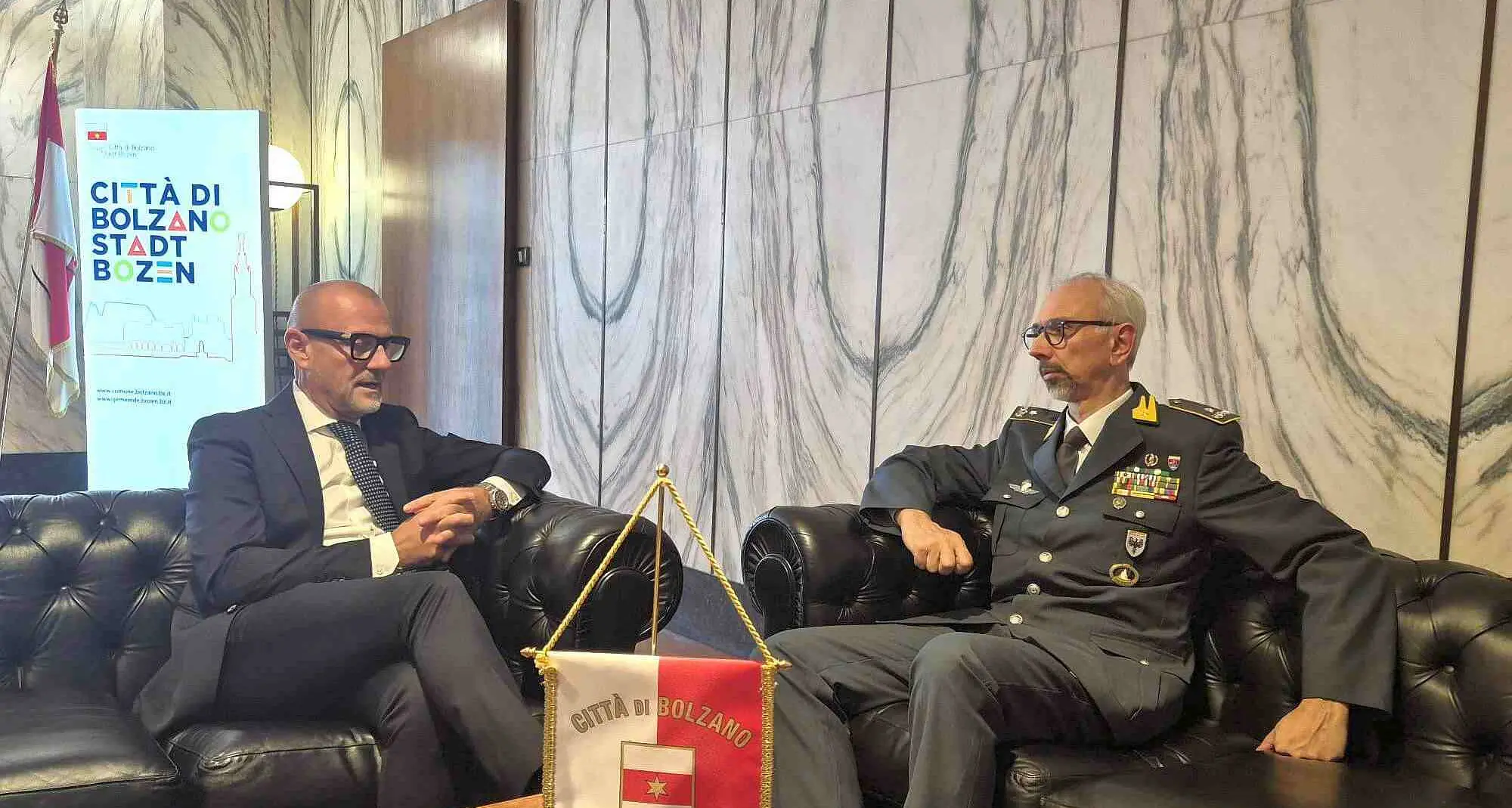 Bolzano, Corrarati incontra il generale Levanti: «Alta l’attenzione sulle infiltrazioni»