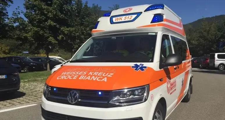 Moto a terra sulla statale della val Passiria: ferita una coppia di turisti tedeschi