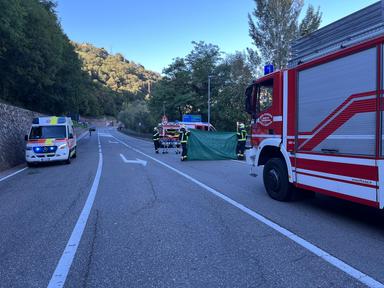 Schianto tra una moto e un bus a Ponte Gardena: due feriti