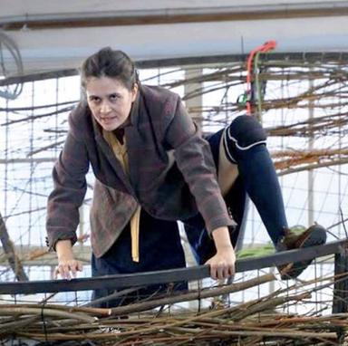 «Eva dorme» a teatro parla tre lingue