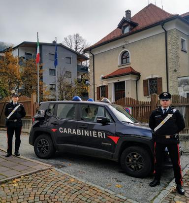 Monguelfo-Tesido, in casa cocaina, marijuana e LSD: denunciato