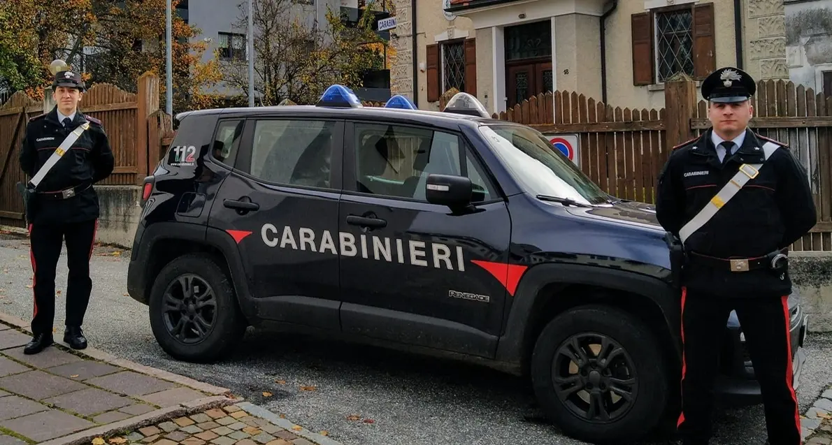 Monguelfo-Tesido, in casa cocaina, marijuana e LSD: denunciato