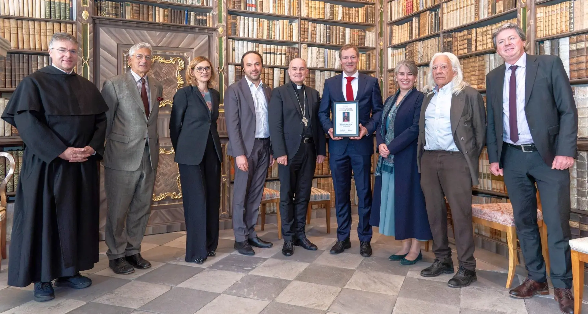 Bressanone, Premio Golser al neurologo Höglinger per la ricerca sul Parkinson