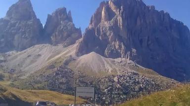 Turismo in elicottero, il Team K incalza la Giunta: «Basta rinvii, si intervenga»